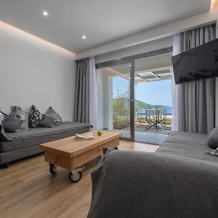 Adrina Grand Panormos (Skopelos)