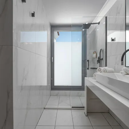 Adrina Grand Ξενοδοχείο